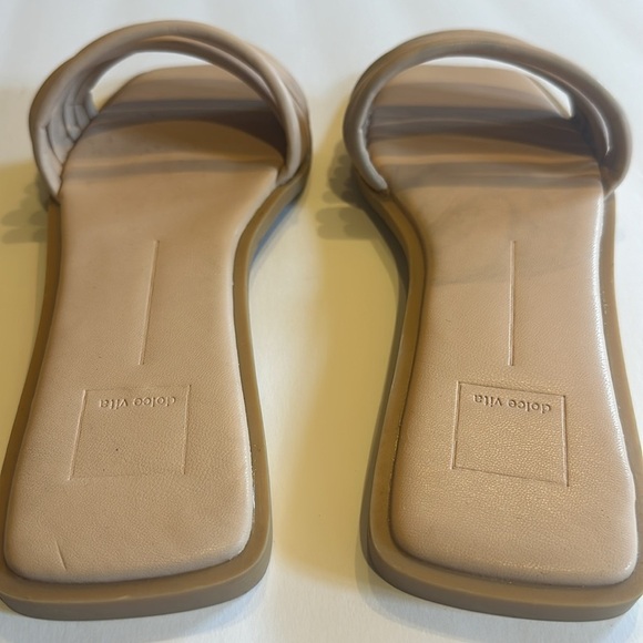 NWT Dolce Vita slip on tan cream sandals with bands in front great for driving - Picture 3 of 7